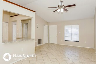 4685 Greenhill St in Cocoa, FL - Foto de edificio - Building Photo
