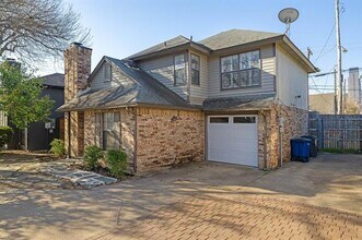3315 San Jacinto St in Dallas, TX - Building Photo - Building Photo