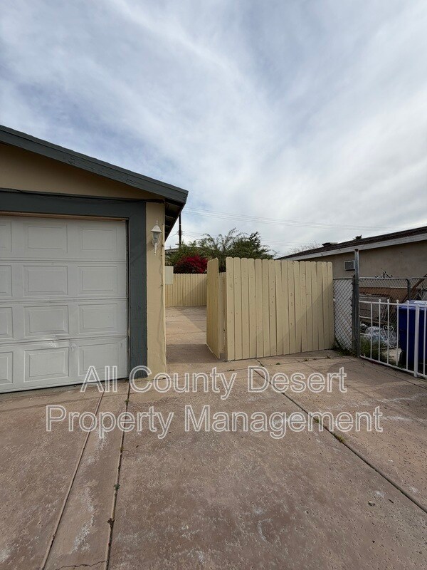 43714 Aztec St, Unit Casita in Indio, CA - Building Photo - Building Photo