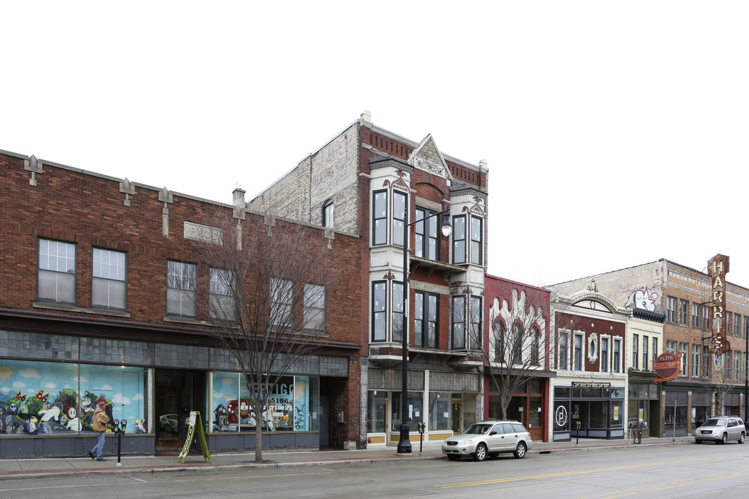 123 Division Ave S in Grand Rapids, MI - Foto de edificio