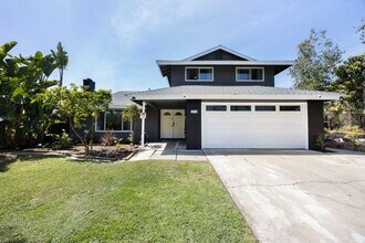2914 S Spruce St in Santa Ana, CA - Building Photo - Building Photo