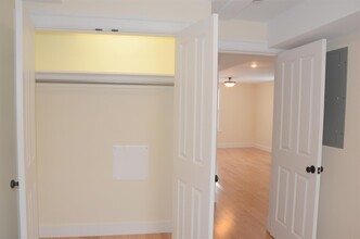 20 Putnam St, Unit 2 in Somerville, MA - Building Photo - Building Photo