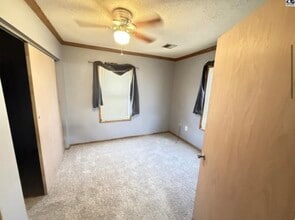 1316 E 8th Ave in Hutchinson, KS - Building Photo - Building Photo