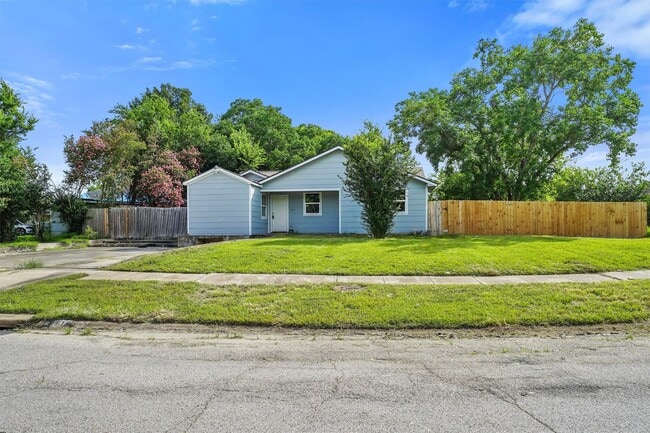 property at 1615 Hiller St