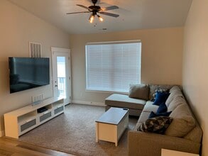 13032 S Tortola Dr in Herriman, UT - Building Photo - Building Photo