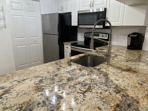 2812 Grande Pkwy in Palm Beach Gardens, FL - Building Photo - Building Photo