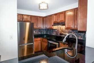 41 Willow Springs in New Milford, CT - Building Photo - Building Photo
