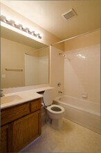 6701 Storia Way in Elk Grove, CA - Building Photo - Building Photo