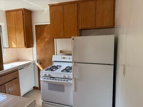 2564 Corralitas Dr in Los Angeles, CA - Building Photo - Building Photo