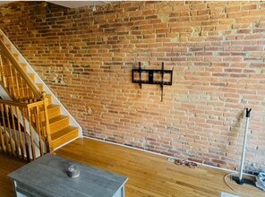 829 S Linwood Ave in Baltimore, MD - Foto de edificio - Building Photo