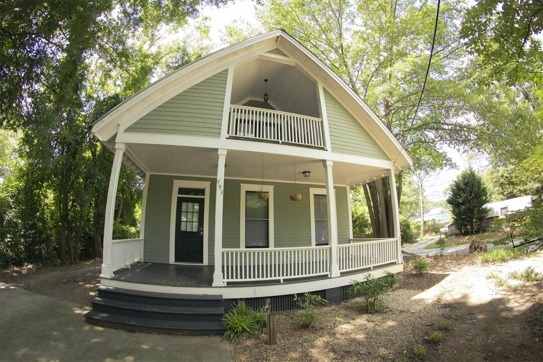 493 Yonah Ave in Athens, GA - Foto de edificio