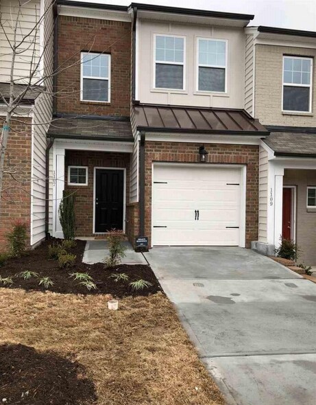 1103 Fitchie Place in Durham, NC - Building Photo