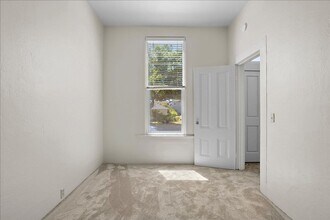 308-1820 Spruce St in Alameda, CA - Building Photo - Building Photo