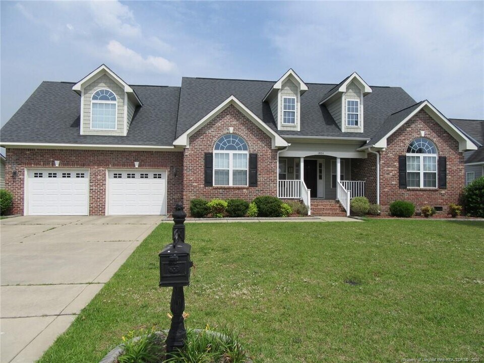 1851 Brawley Ave in Fayetteville, NC - Building Photo