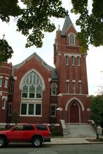 1723 Hanover Ave in Richmond, VA - Foto de edificio - Building Photo