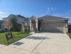 502 Arnage Dr in Hutto, TX - Building Photo - Building Photo