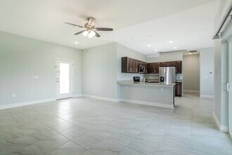 764 Leonardo Ct in Poinciana, FL - Building Photo - Building Photo