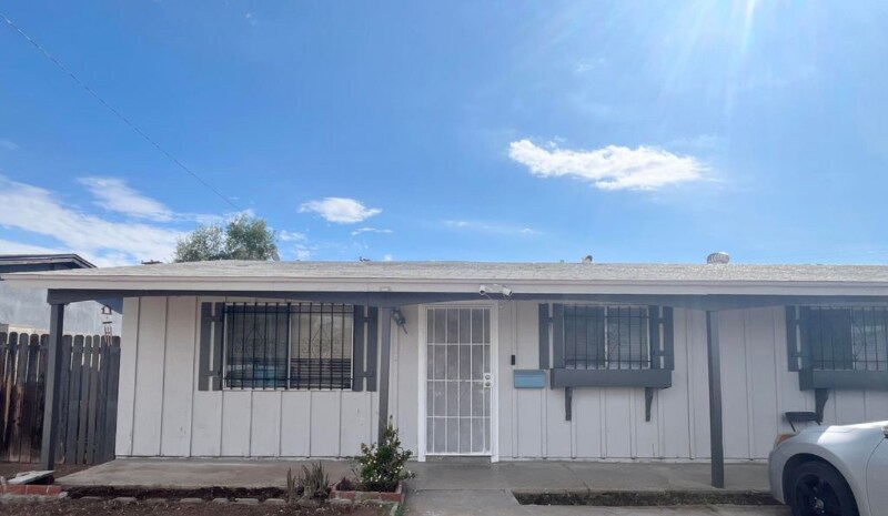 2819 N 48th Ln in Phoenix, AZ - Building Photo