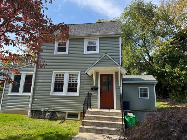 property at 24 S Rockland Ave