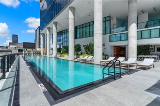 398 NE 5th St, Unit 4507 in Miami, FL - Building Photo - Building Photo