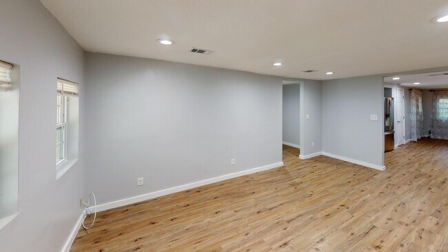 635 Colbert Ave in Pensacola, FL - Building Photo - Building Photo