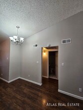 306 E Vine Cir in Mesa, AZ - Foto de edificio - Building Photo