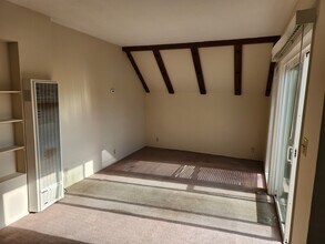 65 Garland Ave, Unit A in Oakland, CA - Building Photo - Building Photo