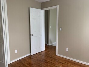 21 Nash St in New Haven, CT - Building Photo - Building Photo