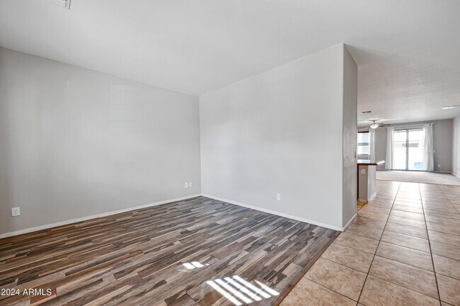 3416 W Apollo Rd in Phoenix, AZ - Building Photo - Building Photo