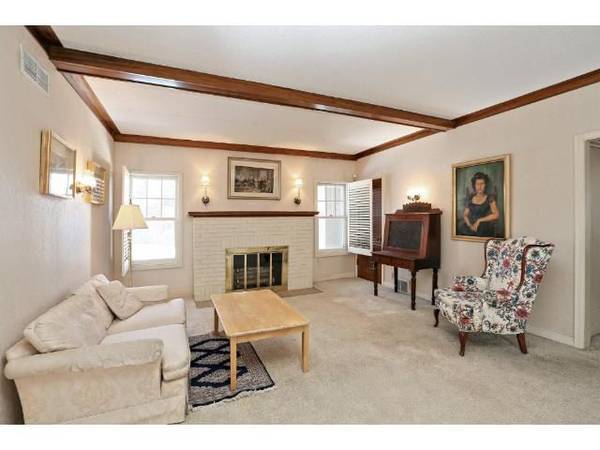 3550 France Ave S in Minneapolis, MN - Building Photo