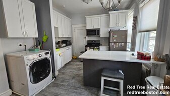 76 Strathmore Rd in Boston, MA - Building Photo