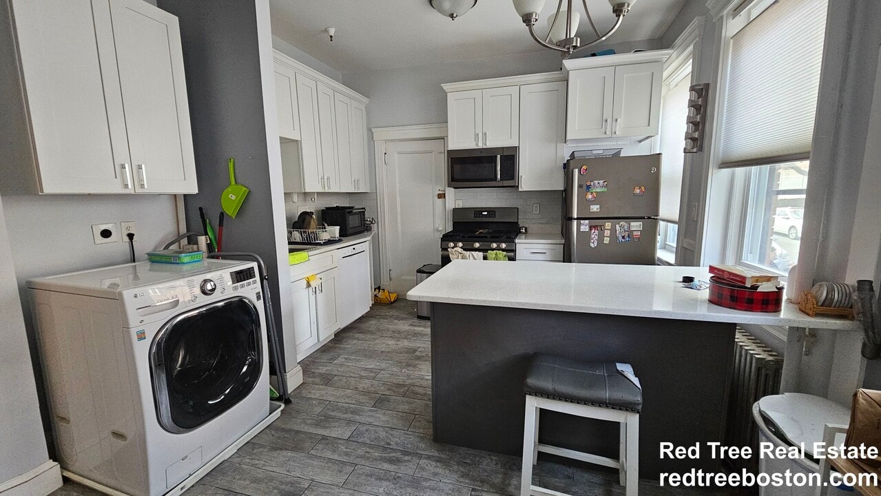 76 Strathmore Rd in Boston, MA - Building Photo