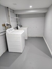 2016 Deering Ave - 12