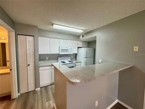 2218 Grand Cayman Ct, Unit 1338 in Kissimmee, FL - Building Photo - Building Photo