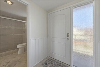 801 River Point Dr in Naples, FL - Building Photo - Building Photo