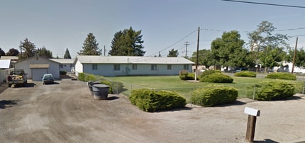 404 W 5th Ave, Unit Unit 01 in Toppenish, WA - Building Photo - Building Photo
