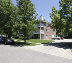 4000 S 51st St in Lincoln, NE - Building Photo