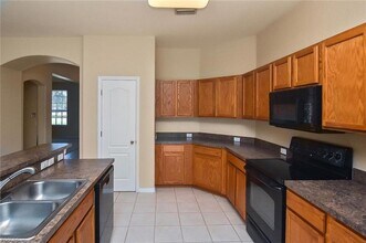 1815 NW 24th Ave in Cape Coral, FL - Building Photo - Building Photo