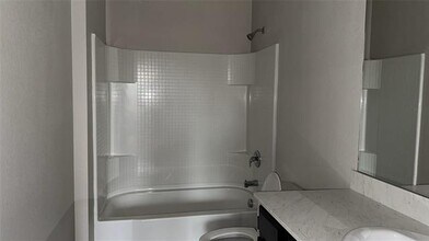 421 Waterline Dr in Crowley, TX - Building Photo - Building Photo