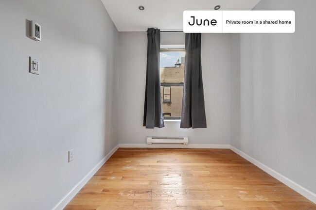 Private bedroom in 4 bed/1.5 bath Home in New York, NY - Building Photo - Building Photo