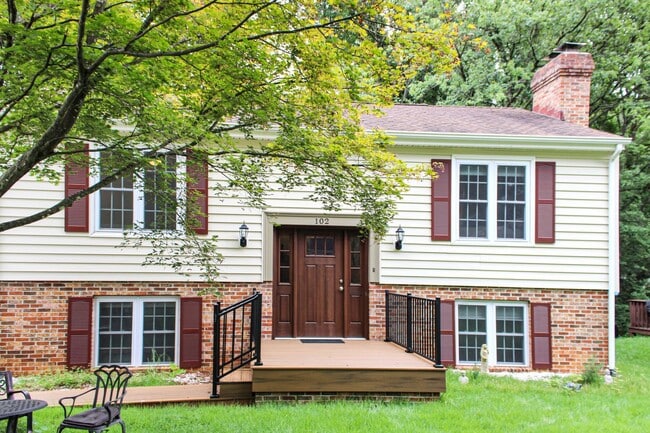 property at 102 Lide Pl