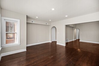 4146 W Cornelia Ave in Chicago, IL - Building Photo - Building Photo