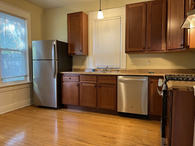property at 2139 S Aldrich St