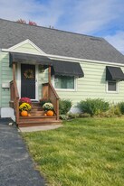 93 Clayton St in Buffalo, NY - Building Photo