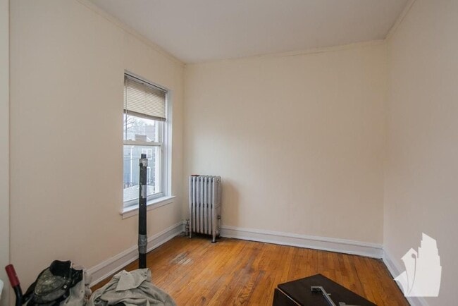 2944 N Albany Ave in Chicago, IL - Foto de edificio - Building Photo