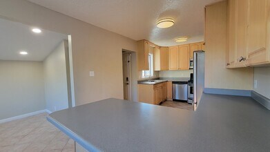 1107 Topaz Dr in Salt Lake City, UT - Building Photo - Building Photo