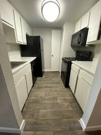 Spring Oaks Apartments photo'