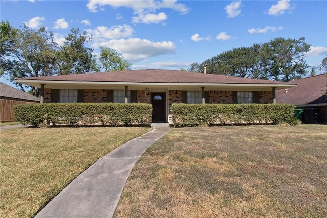 property at 5818 Silver Frst Dr