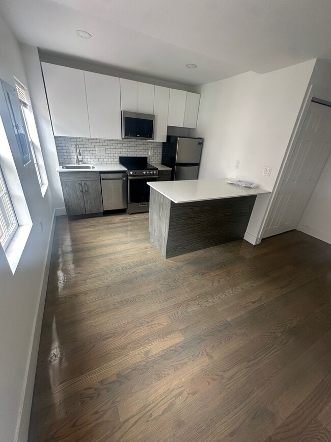 61 Joy St, Unit 61 Joy St