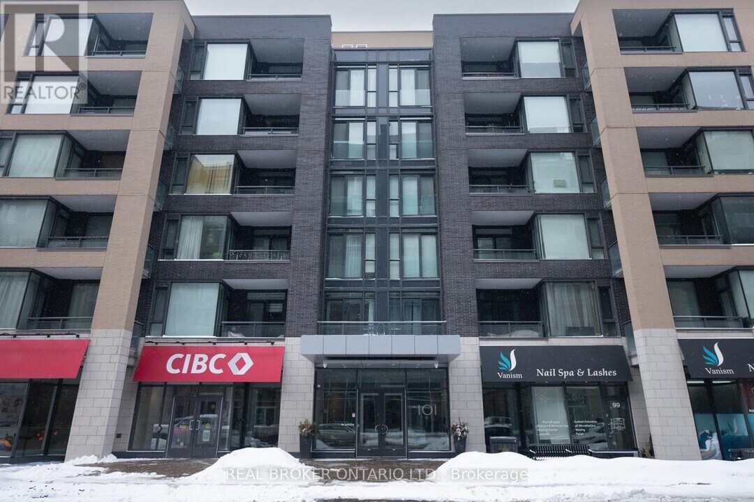101-101 Richmond Rd in Ottawa, ON - Building Photo